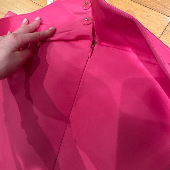 Frascara Amore Off Shoulder Fuchsia Silk Midi Dress | $1200 CAD Retail | - Picture 6 of 11